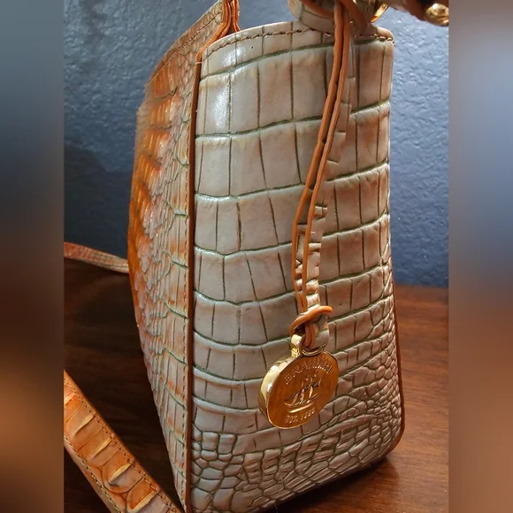 Crossbody - Picture 2 of 14